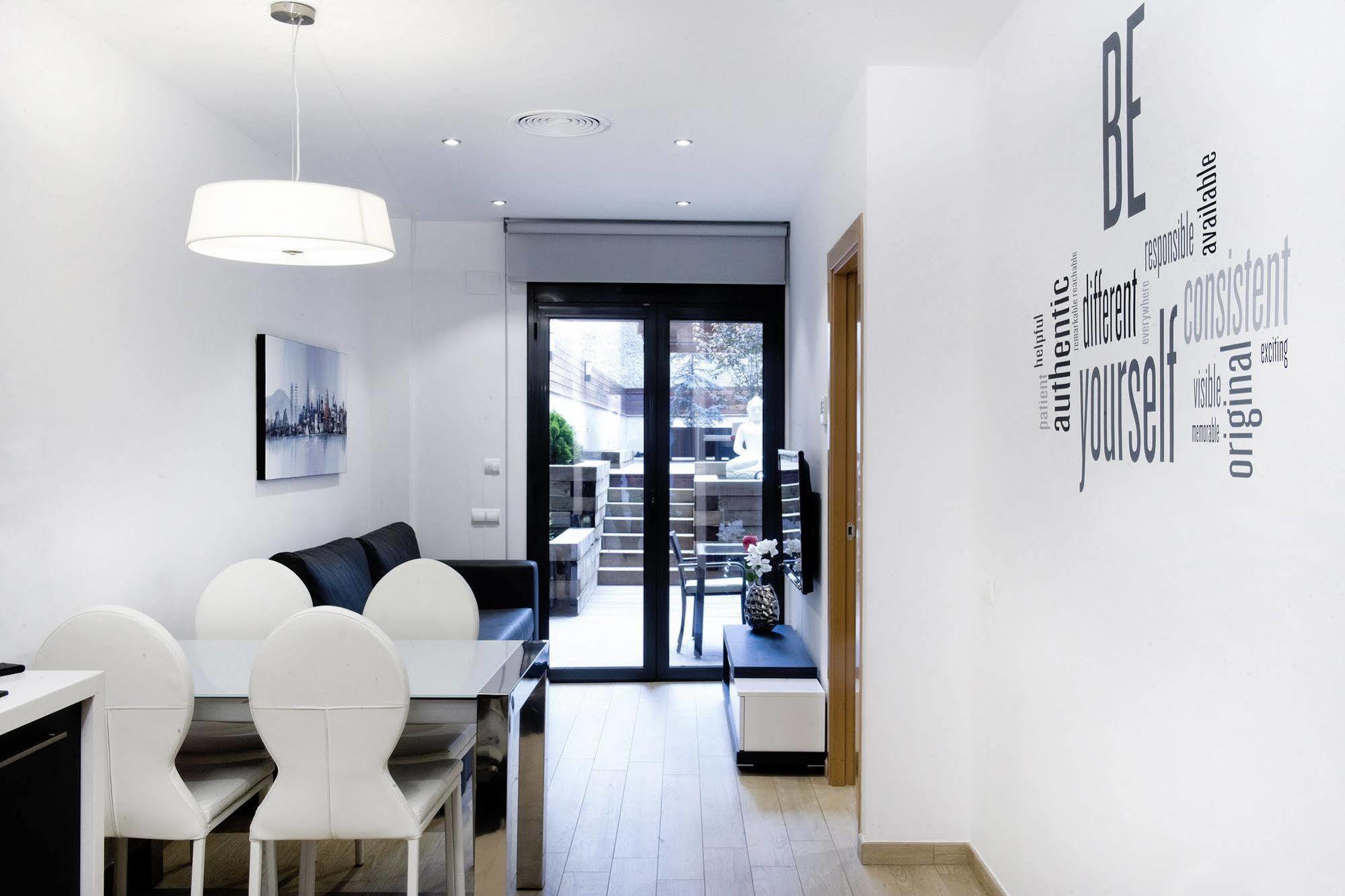 Aparthotel To Barcelona